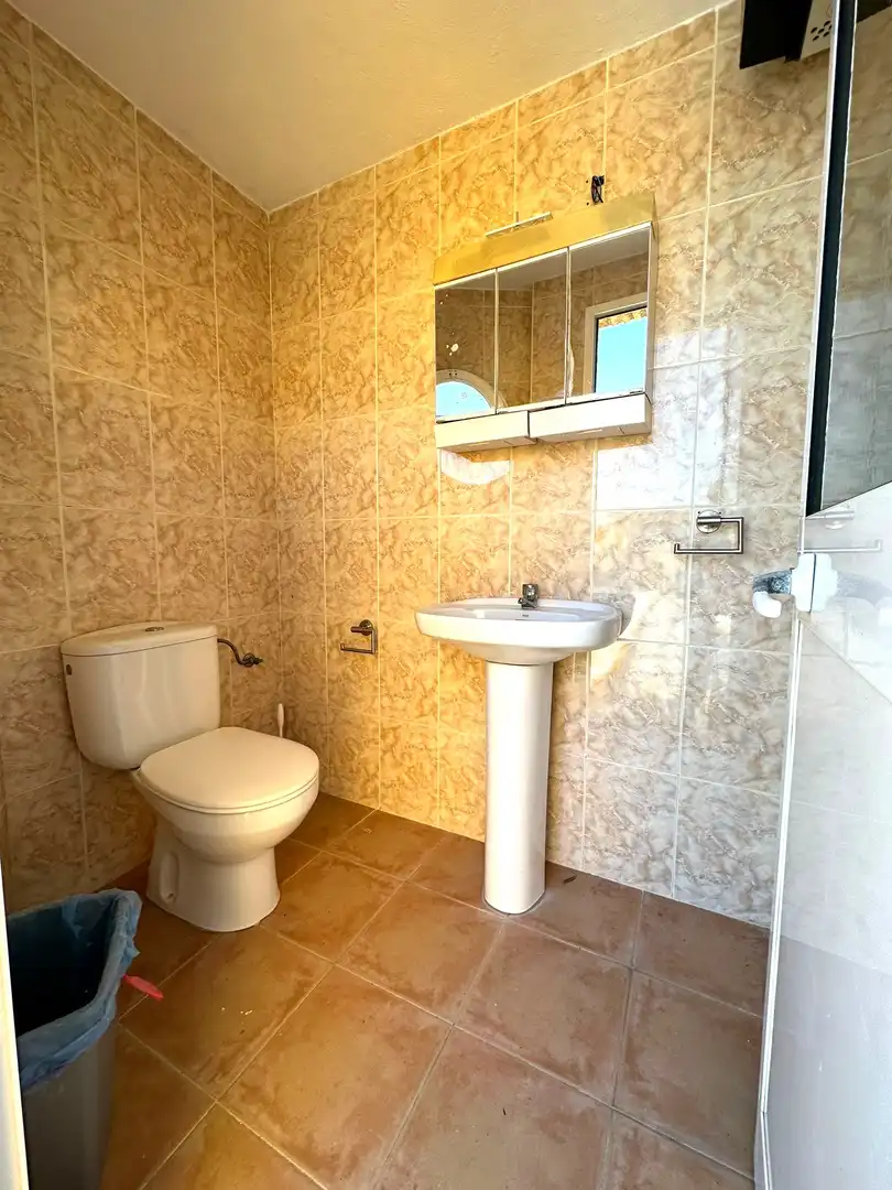 Bany de Casa o xalet en venda en El Puerto de Santa María amb Aire condicionat, Jardí privat i Terrassa