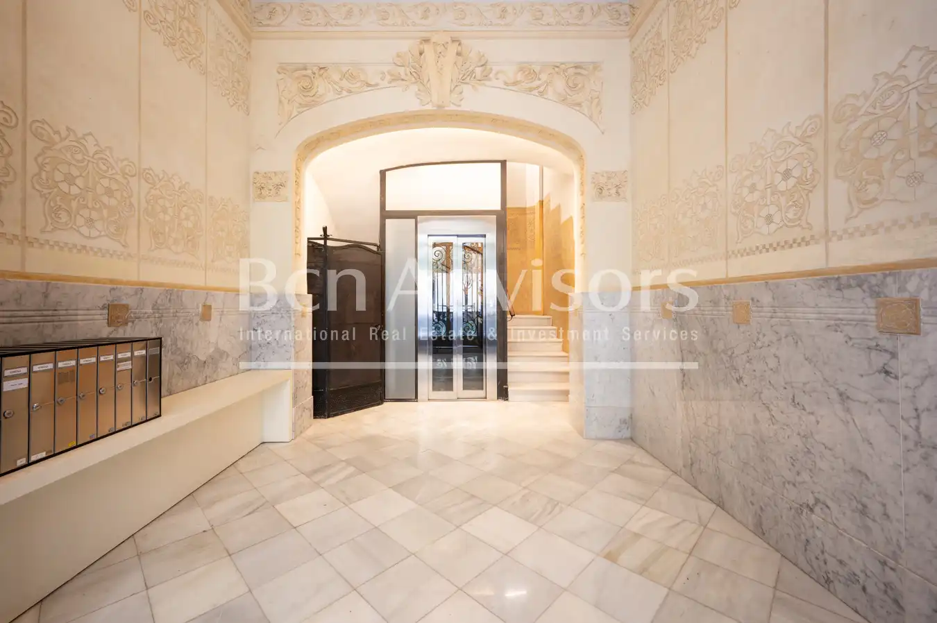 Piso en venta en Barcelona con Aire acondicionado, Calefacción y Parquet