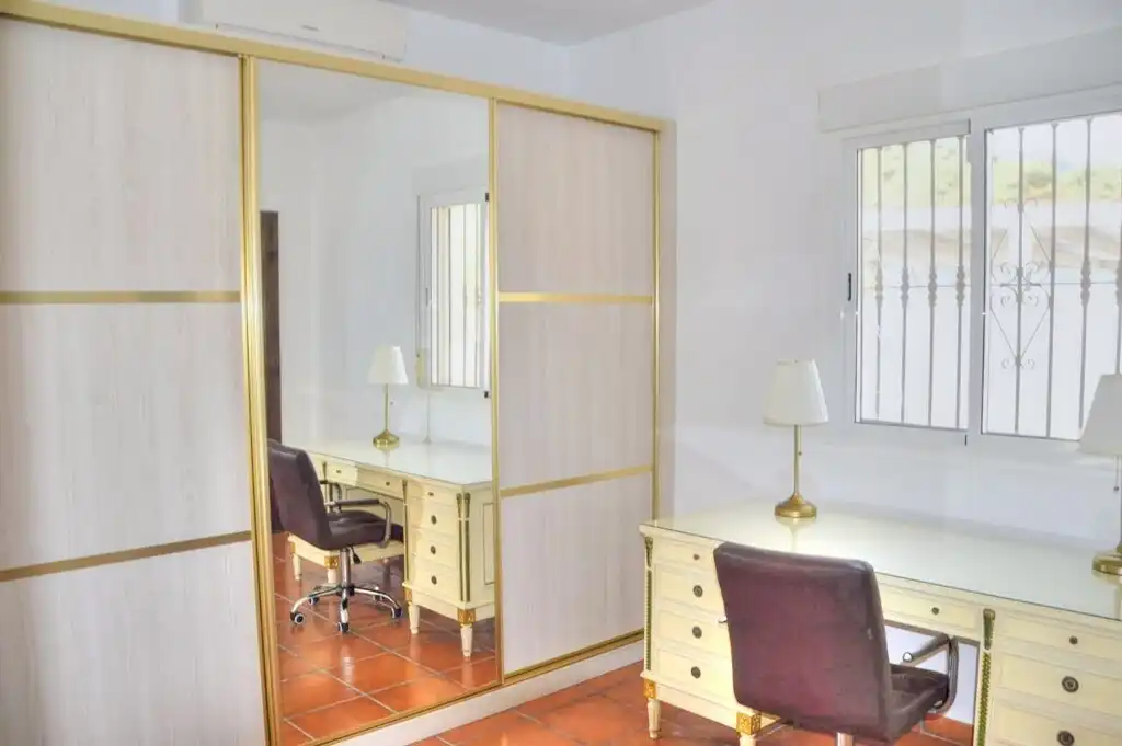 Habitación de Casa o chalet de alquiler en Alcaucín, Málaga