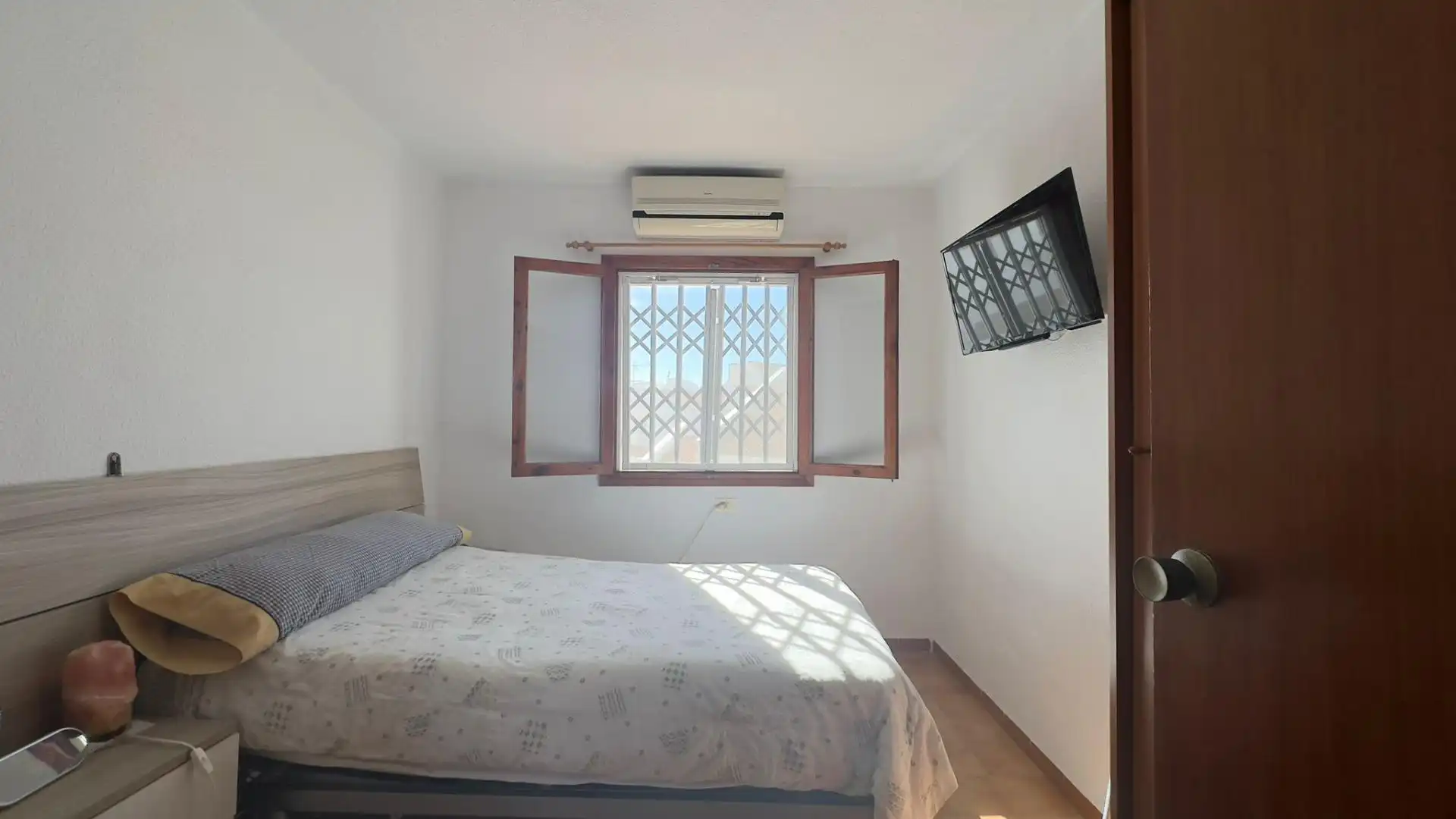 Bedroom of Detached homes for sale in Torrevieja  with Furnished