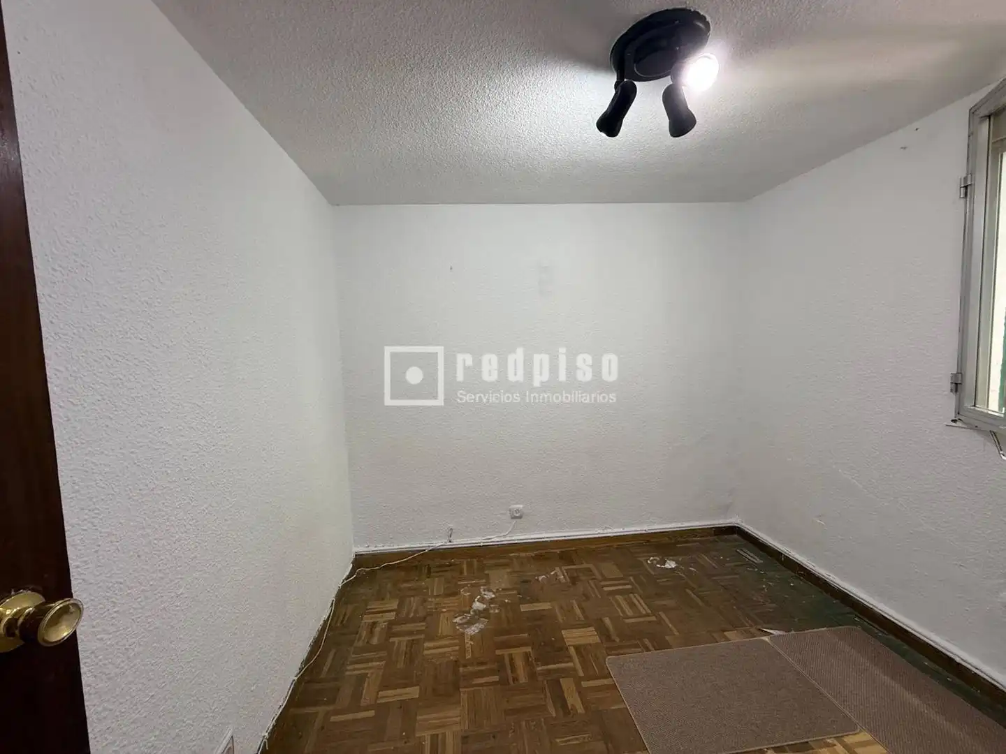 Habitación de Piso en venta en Madrid con Calefacción, Parquet y Trastero