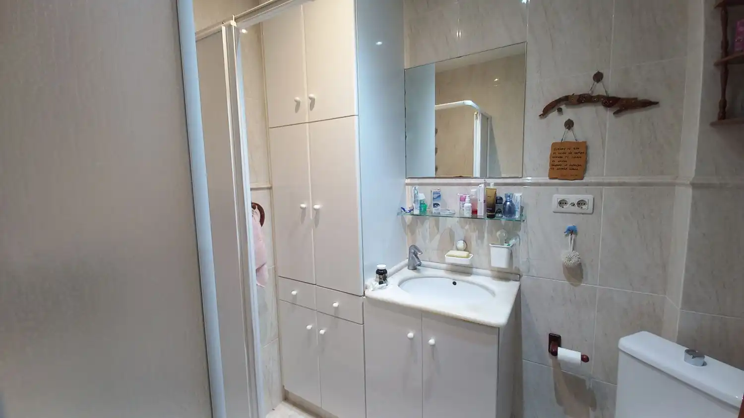Badezimmer von Wohnung zum Verkauf in A Coruña Capital 