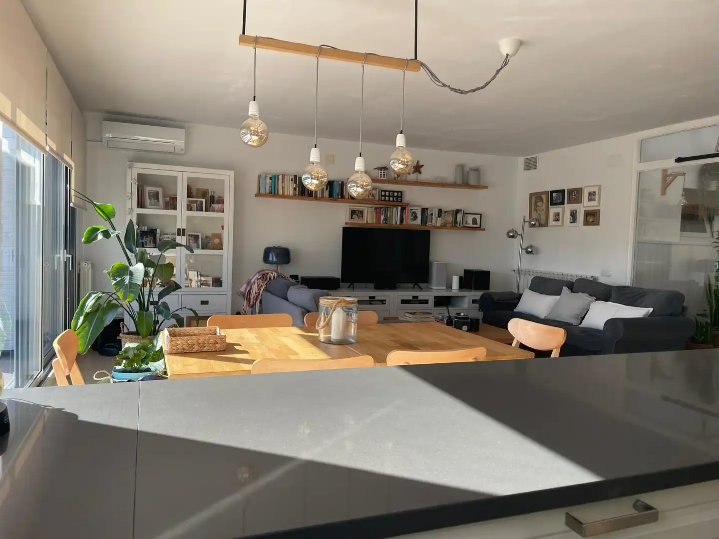 Sala d'estar de Casa adosada en venda en La Nou de Gaià amb Jardí privat, Terrassa i Piscina