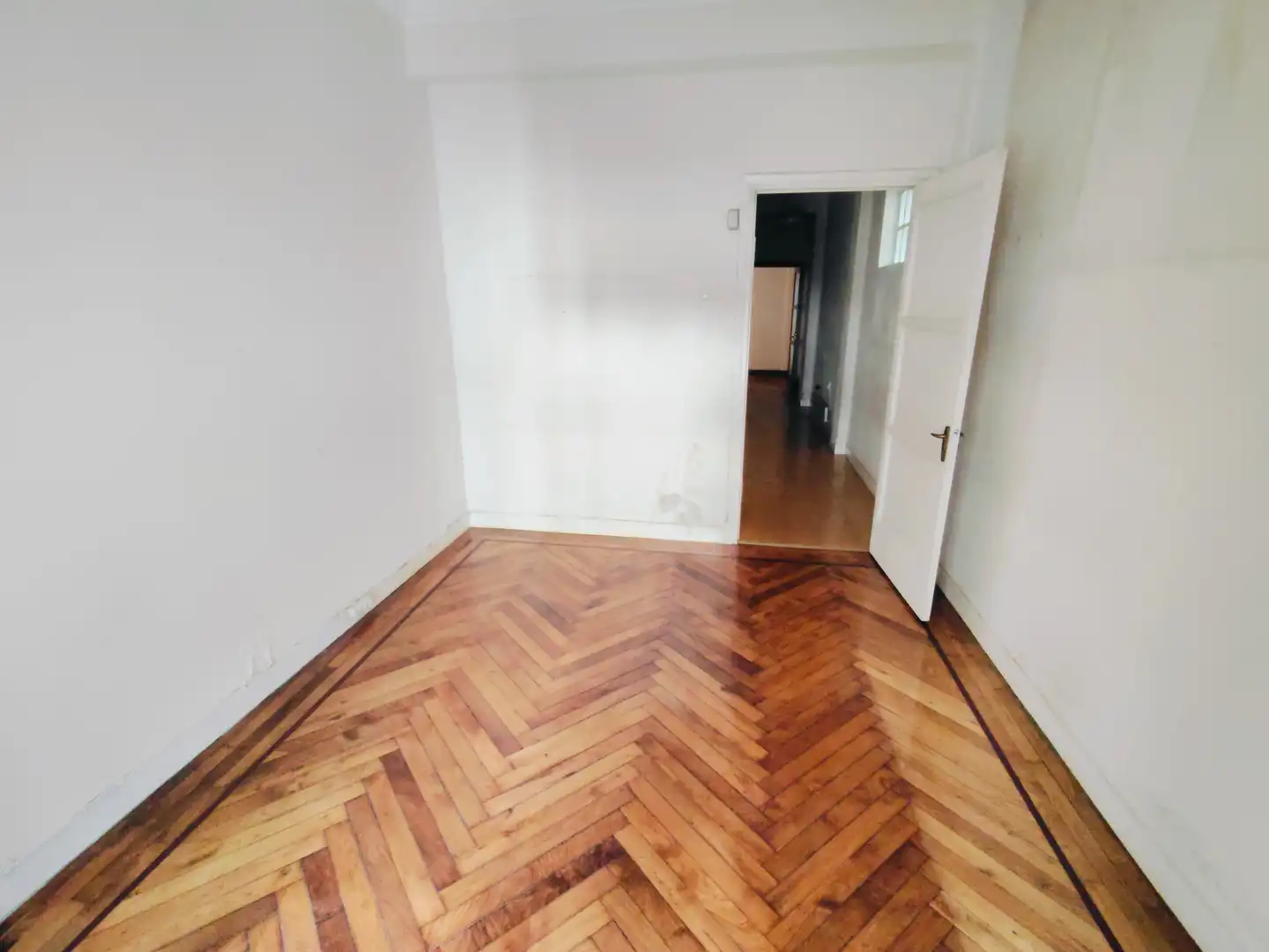 Dormitori de Pis en venda en Santander amb Parquet i Terrassa
