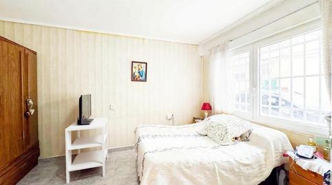 Foto 4 de Planta baixa en venda a Las Piscinas Naturales, Alicante