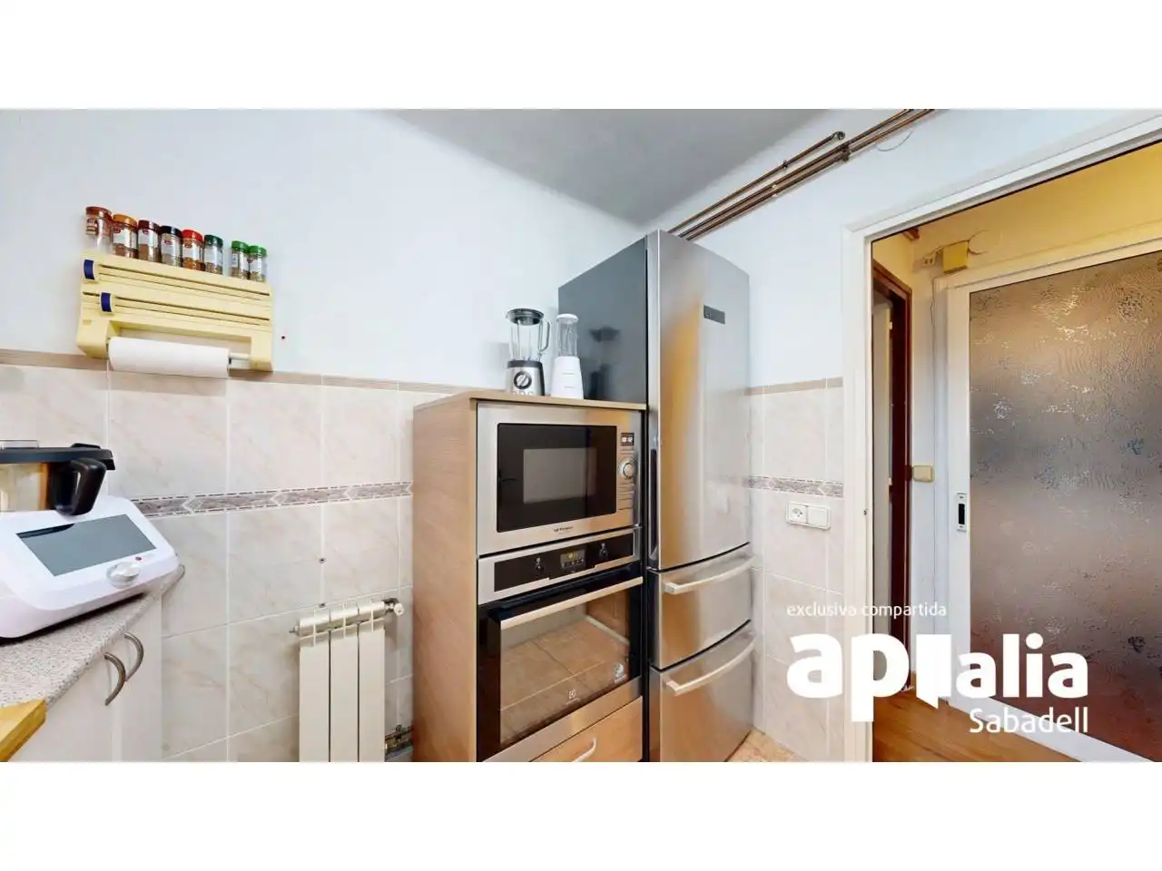Cocina de Piso en venta en Cerdanyola del Vallès con Aire acondicionado, Calefacción y Parquet