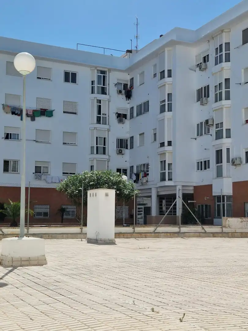 Piso con ascensor en venta en Barriada Río San Pedro, imagen 57