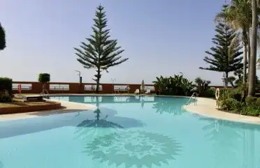 Ático con piscina en venta en Nueva Andalucía, imagen 2