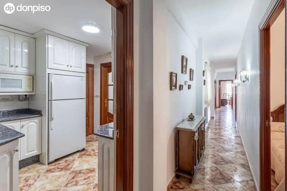 Piso en venta en Granada con Aire acondicionado, Calefacción y Terraza