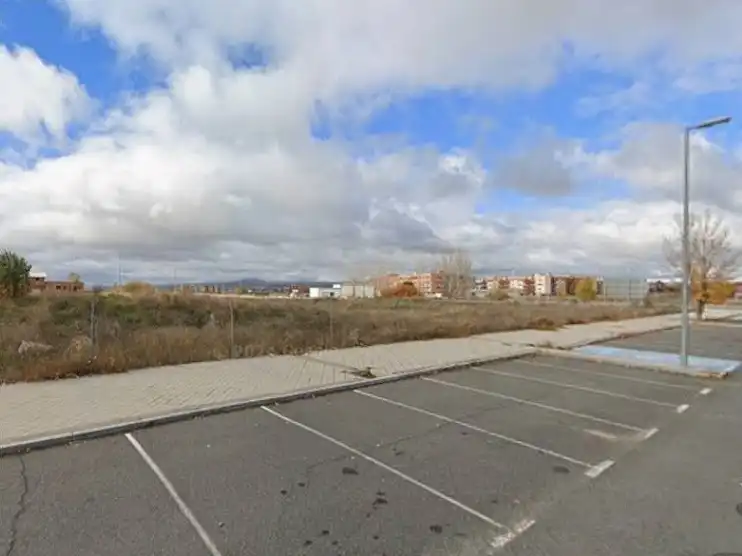 Industrial land for sale in Ávila