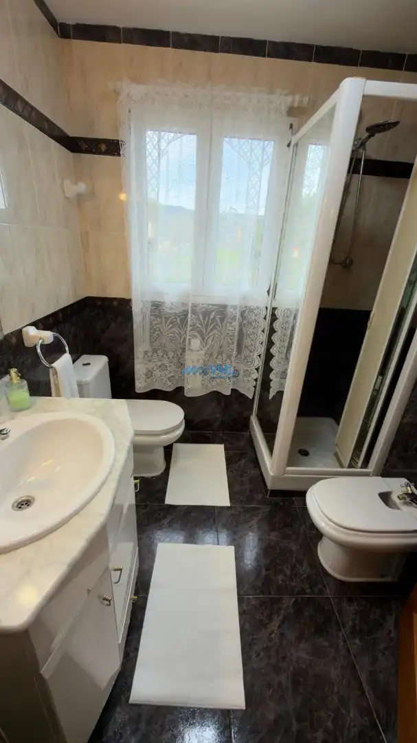 Casa amb jardí en venda a Barrio Sámano 86D, imagen 44