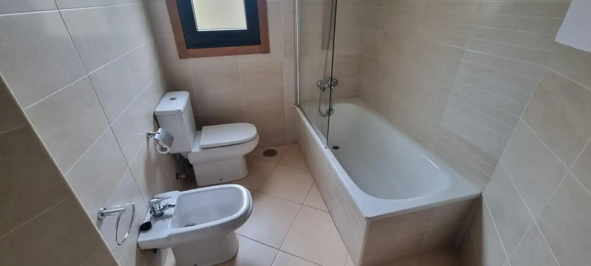 Bathroom of Flat for rent in Ortigueira, A Coruña