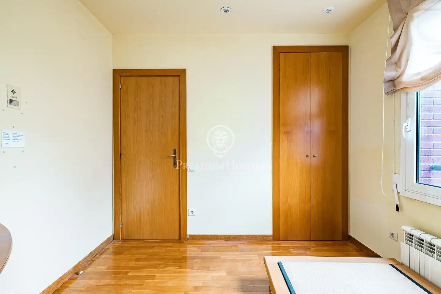 Flat for sale in Esplugues de Llobregat  with Air Conditioner, Heating and Private garden