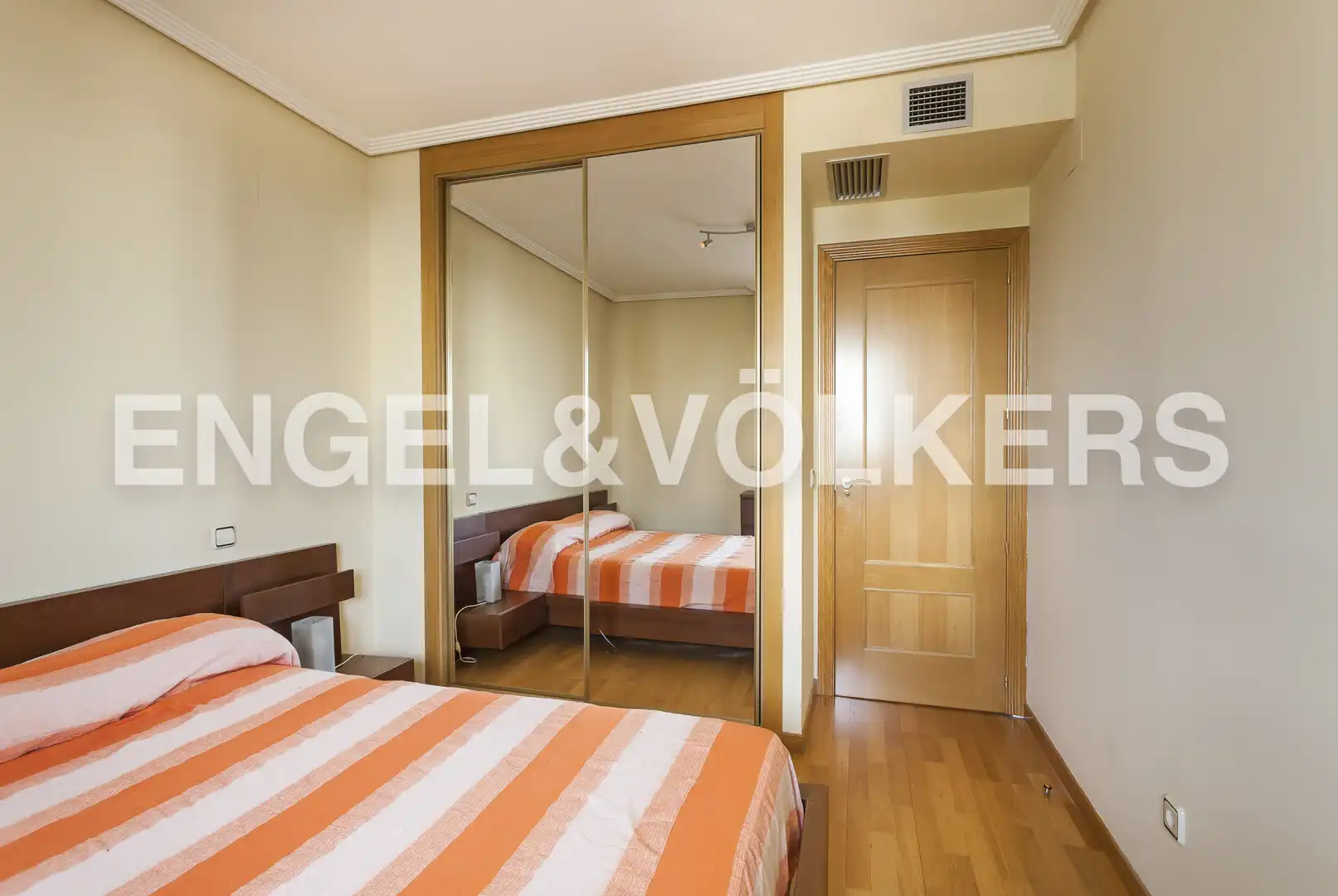 Habitación de Piso de alquiler en Madrid con Aire acondicionado, Calefacción y Terraza