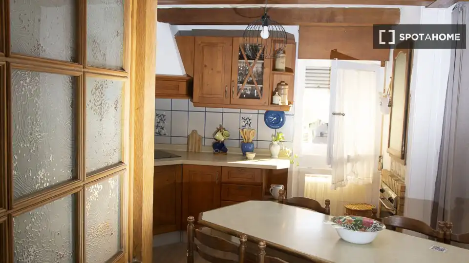 Habitación en El Plantinar – Avda. La Paz - El Juncal