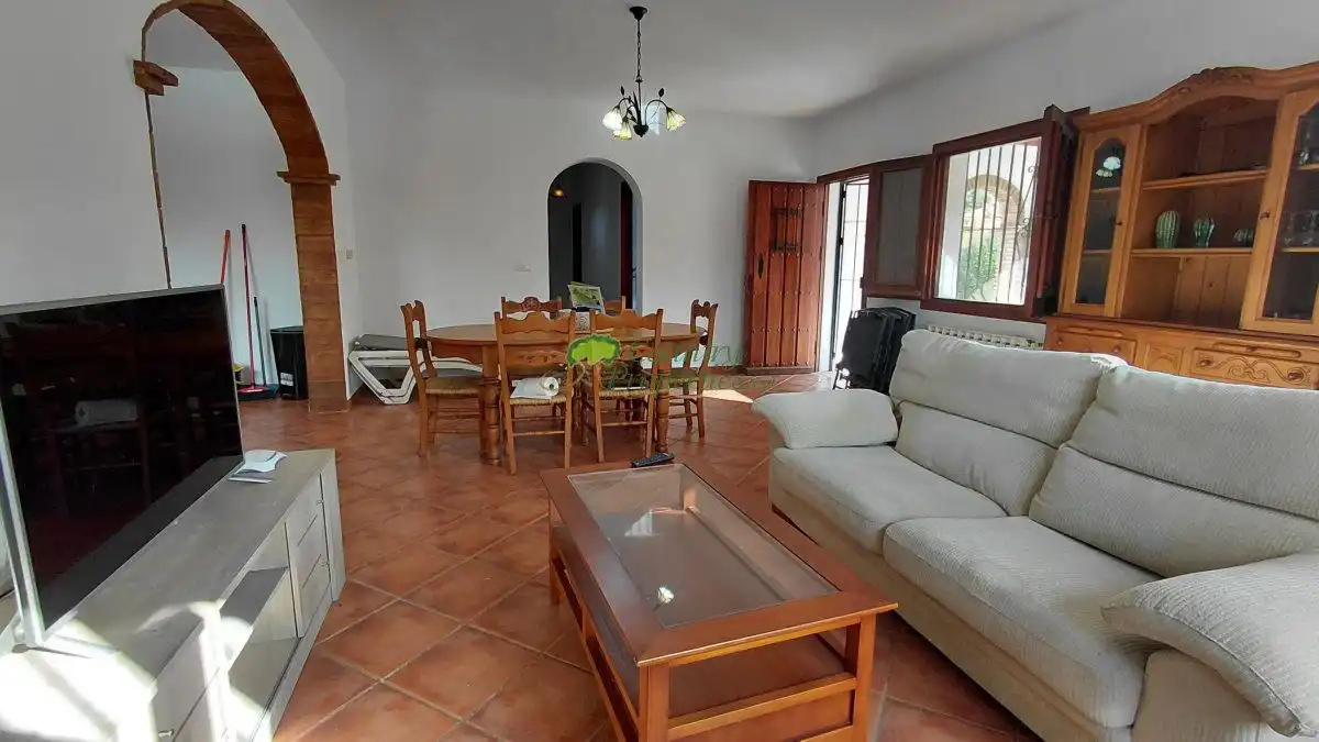 Finca rústica en venda a Árchez