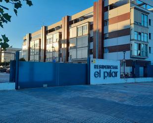 Vista exterior de Àtic en venda en Burgos Capital amb Calefacció i Terrassa
