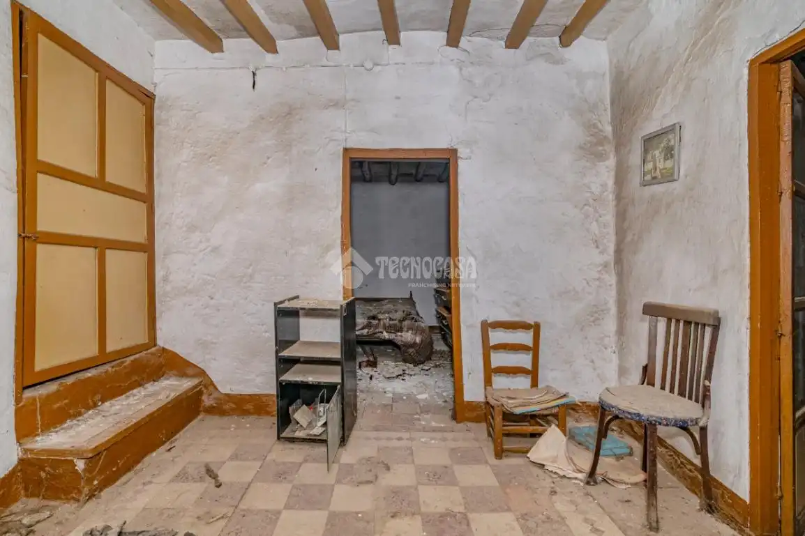 Casa aparellada amb balcó en venda a Loja, imagen 7