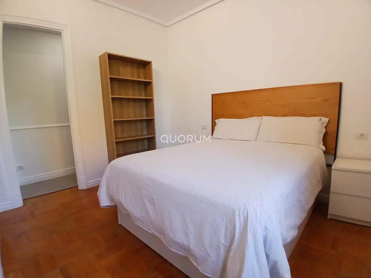 Habitación de Piso en venta en Bilbao  con Calefacción y Balcón