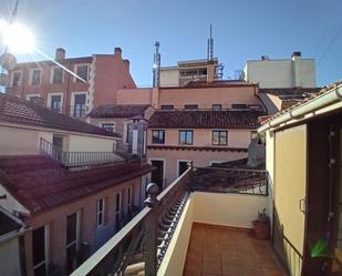 Vista exterior de Estudi en venda en  Zaragoza Capital