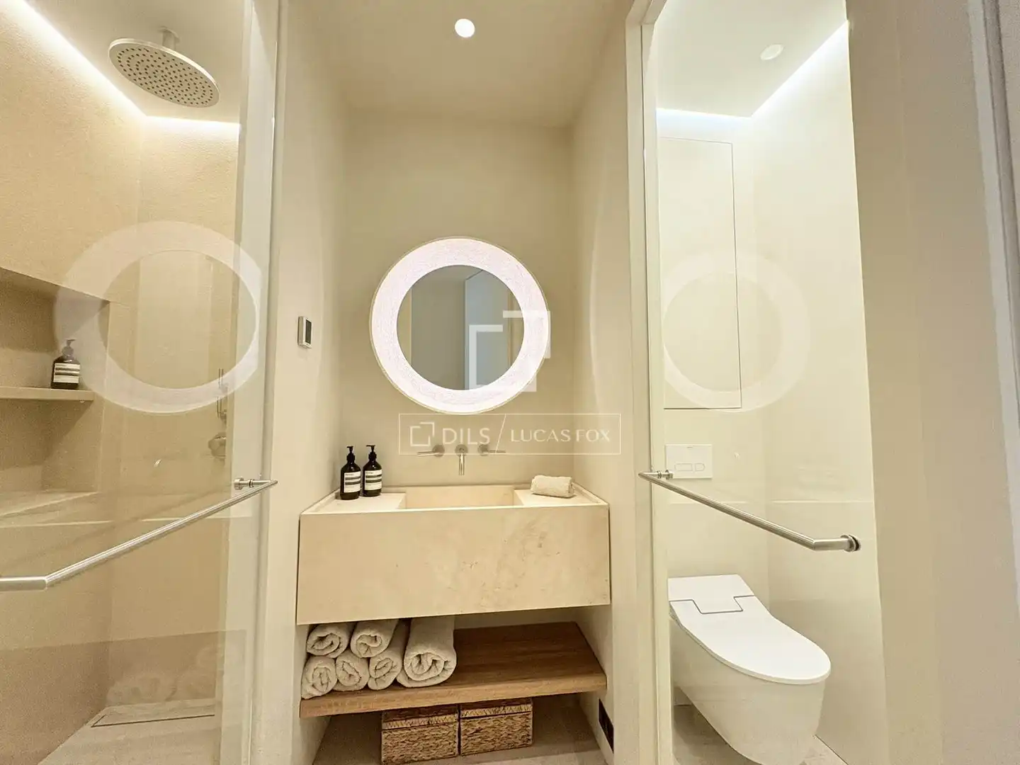 Bathroom of Flat for rent in Eivissa  with Air Conditioner, Heating and Terrace