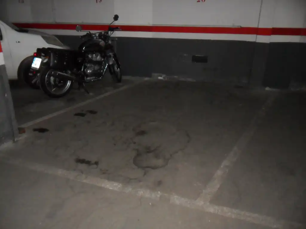 Garaje de alquiler en Carrer de Sant Alexandre, 21, Horta
