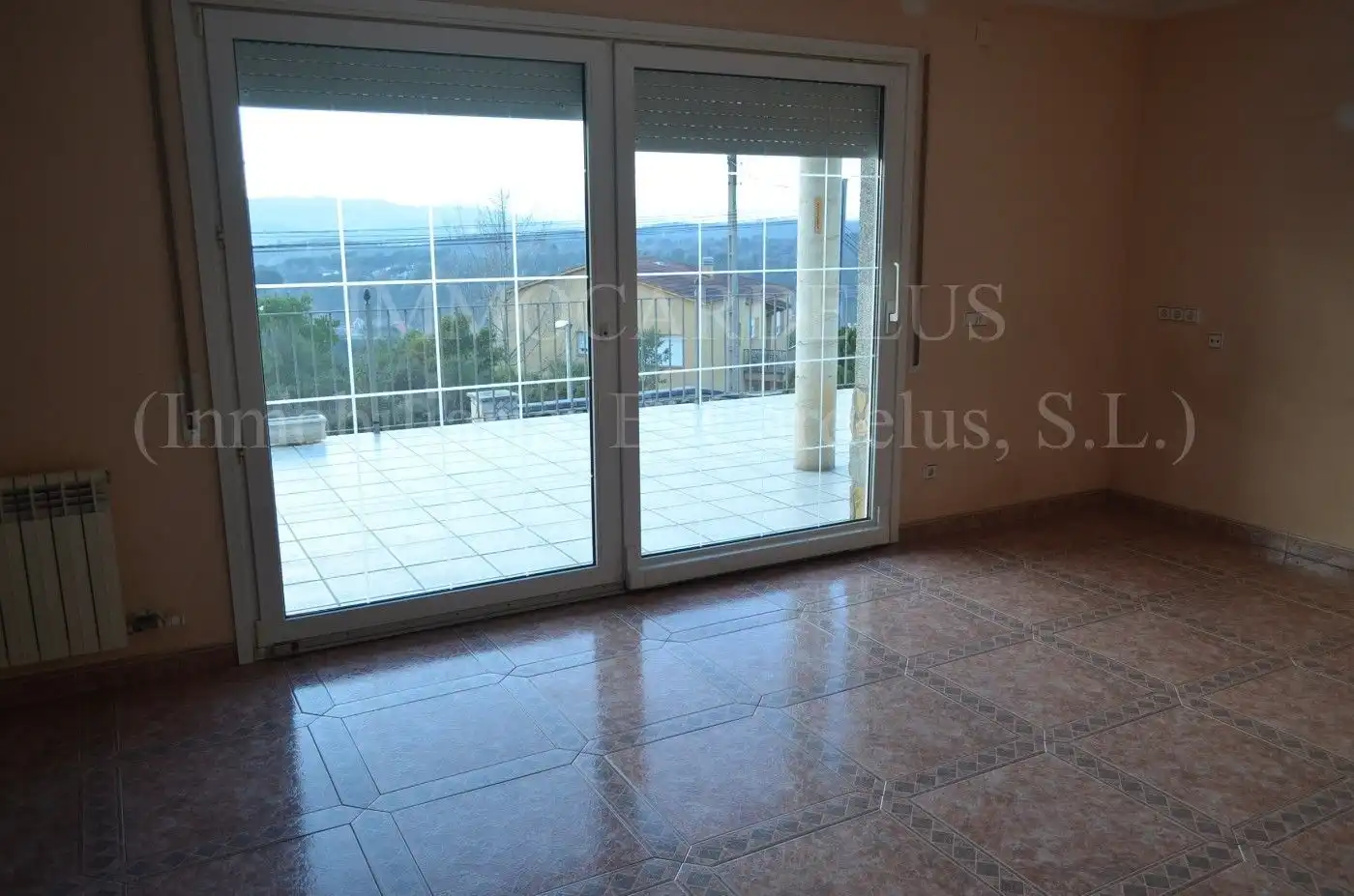 Sala d'estar de Casa o xalet en venda en Gualba amb Calefacció, Jardí privat i Terrassa