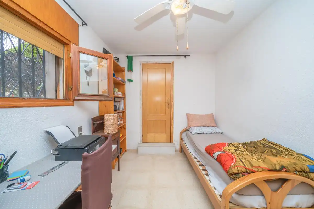 Bedroom of Houses for sale in San Vicente del Raspeig / Sant Vicent del Raspeig  with Air Conditioner, Heating and Private garden