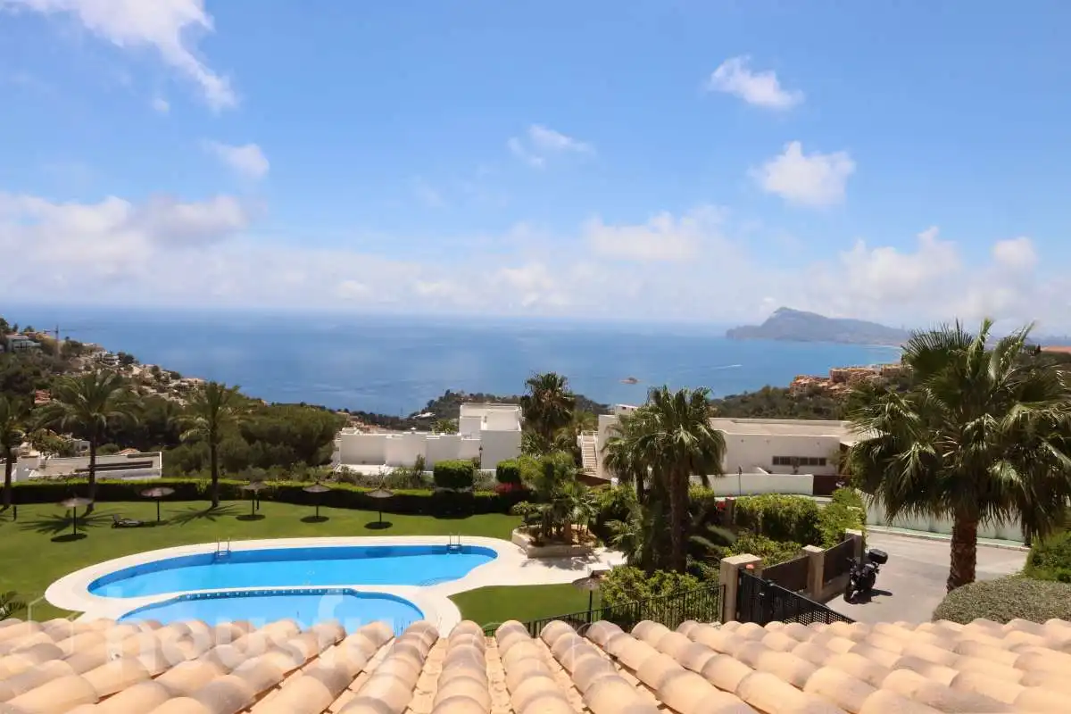 Vista exterior de Piso en venta en Altea con Aire acondicionado, Jardín privado y Terraza