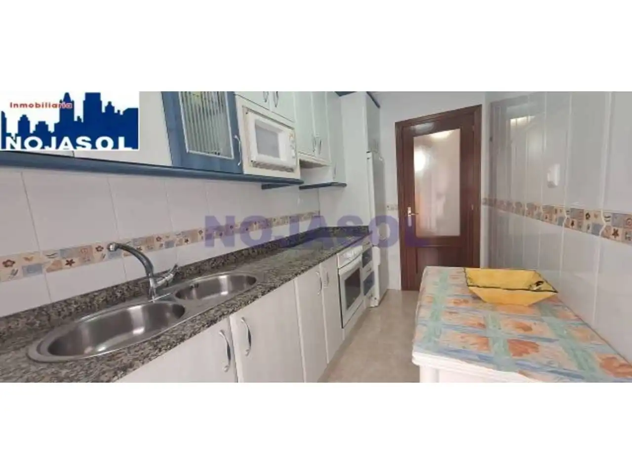 Cocina de Apartamento de alquiler en Noja con Calefacción, Trastero y Amueblado
