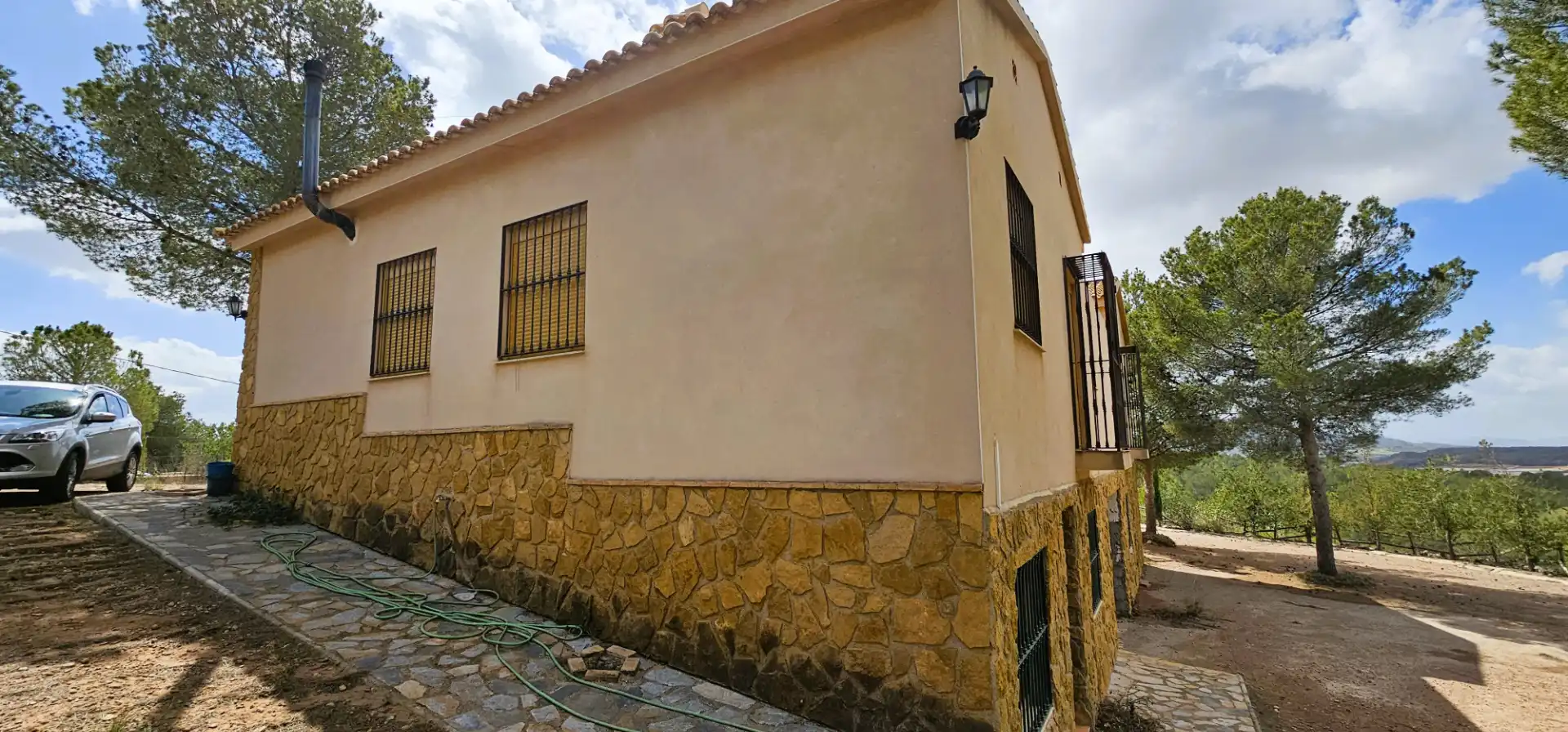 Vista exterior de Casa o xalet en venda en Aledo amb Jardí privat, Terrassa i Traster