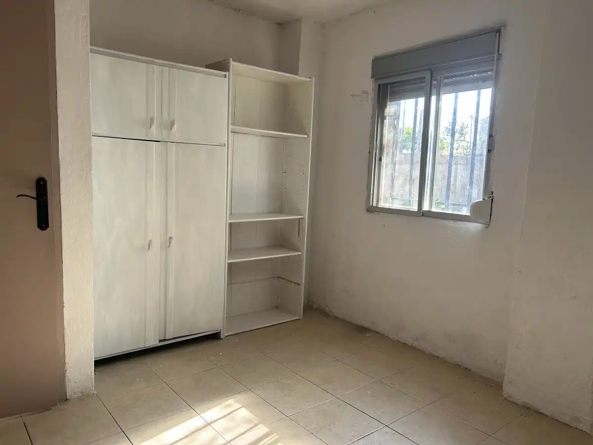 Schlafzimmer von Haus oder Chalet zum Verkauf in Castellón de la Plana / Castelló de la Plana mit Privatgarten, Abstellraum und Schwimmbad