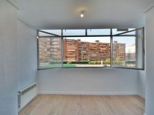 Wohnung zur Miete in Avenida del Mediterráneo, Adelfas, Retiro
