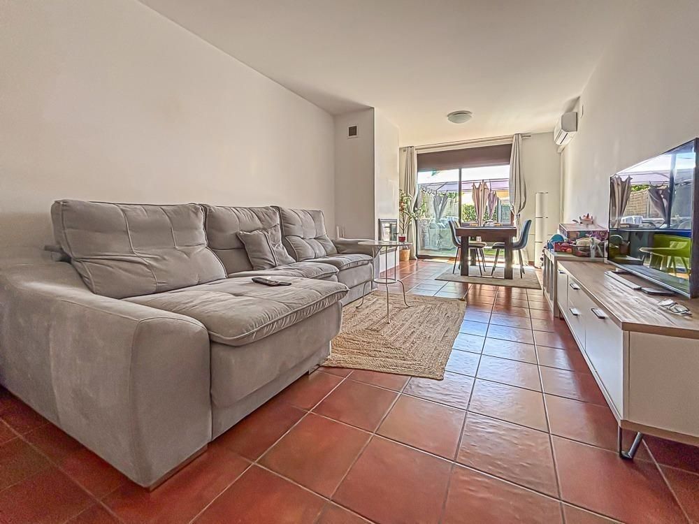 Living room of Single-family semi-detached for sale in Olivella  with Heating and Terrace