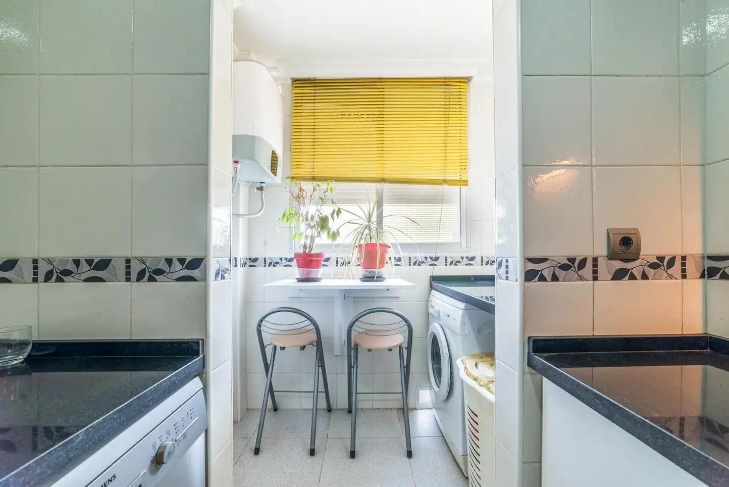 Cocina de Piso en venta en Sevilla con Aire acondicionado y Alarma