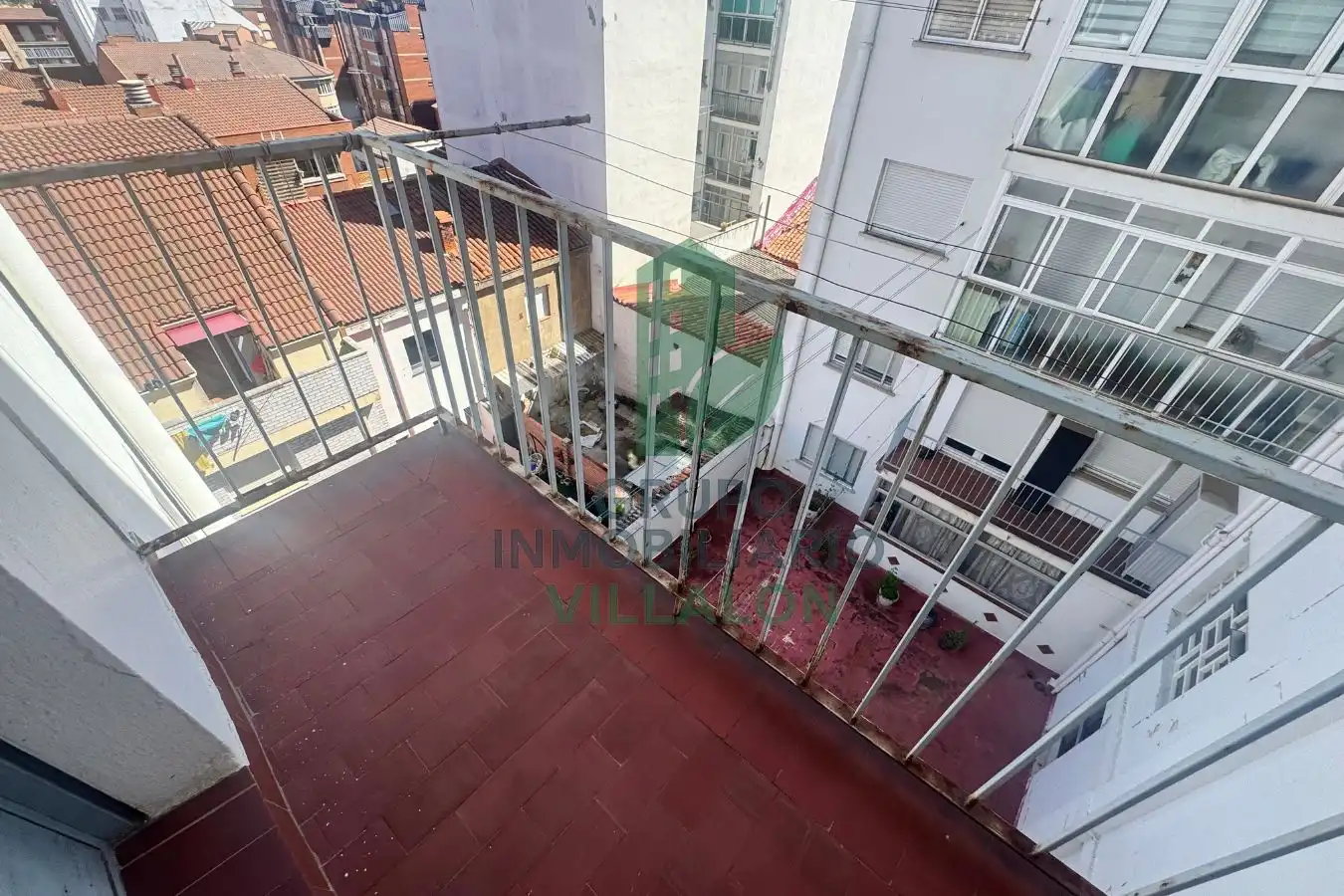 Terrassa de Pis en venda en León Capital  amb Calefacció i Terrassa