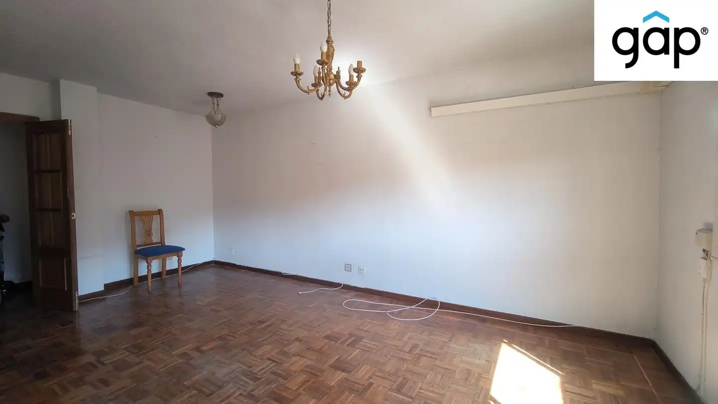 Living room of Flat for sale in Cuenca  with Air Conditioner, Heating and Terrace