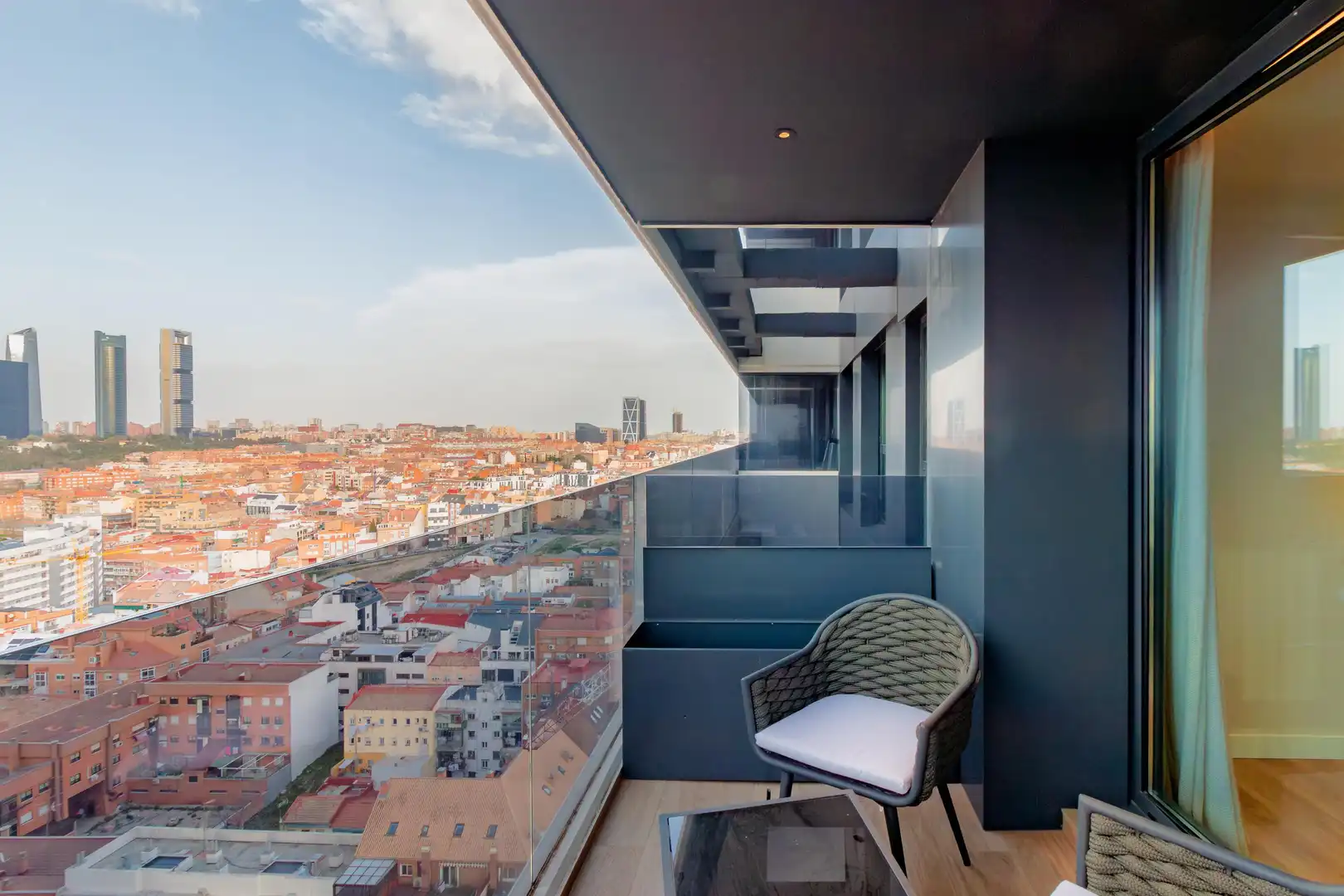 Terraza de Apartamento en venta en Madrid con Calefacción, Jardín privado y Piscina comunitaria