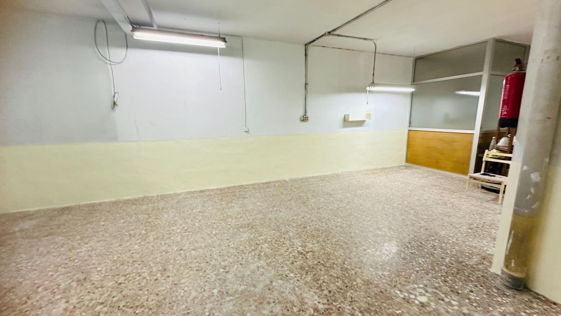 Premises for sale in Elche / Elx