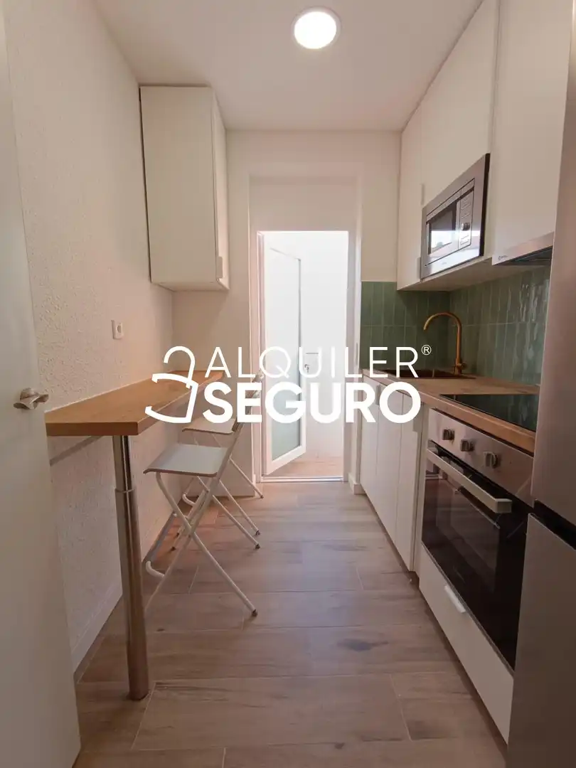 Kitchen of Flat for rent in Leganés  with Heating and Terrace