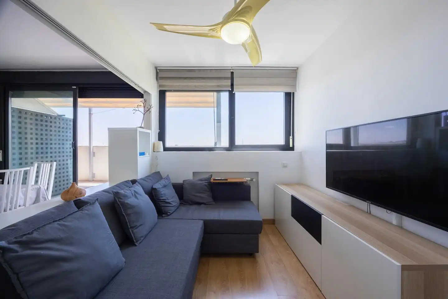 Living room of Attic for rent in Madrid  with Air Conditioner, Heating and Terrace