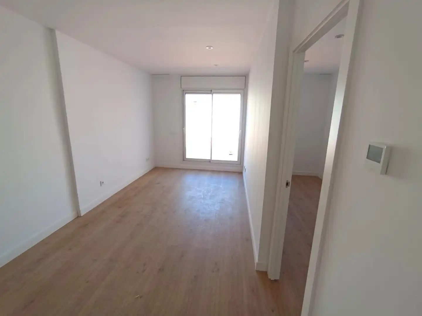 Dormitori de Pis de lloguer en Mataró amb Aire condicionat, Parquet i Terrassa