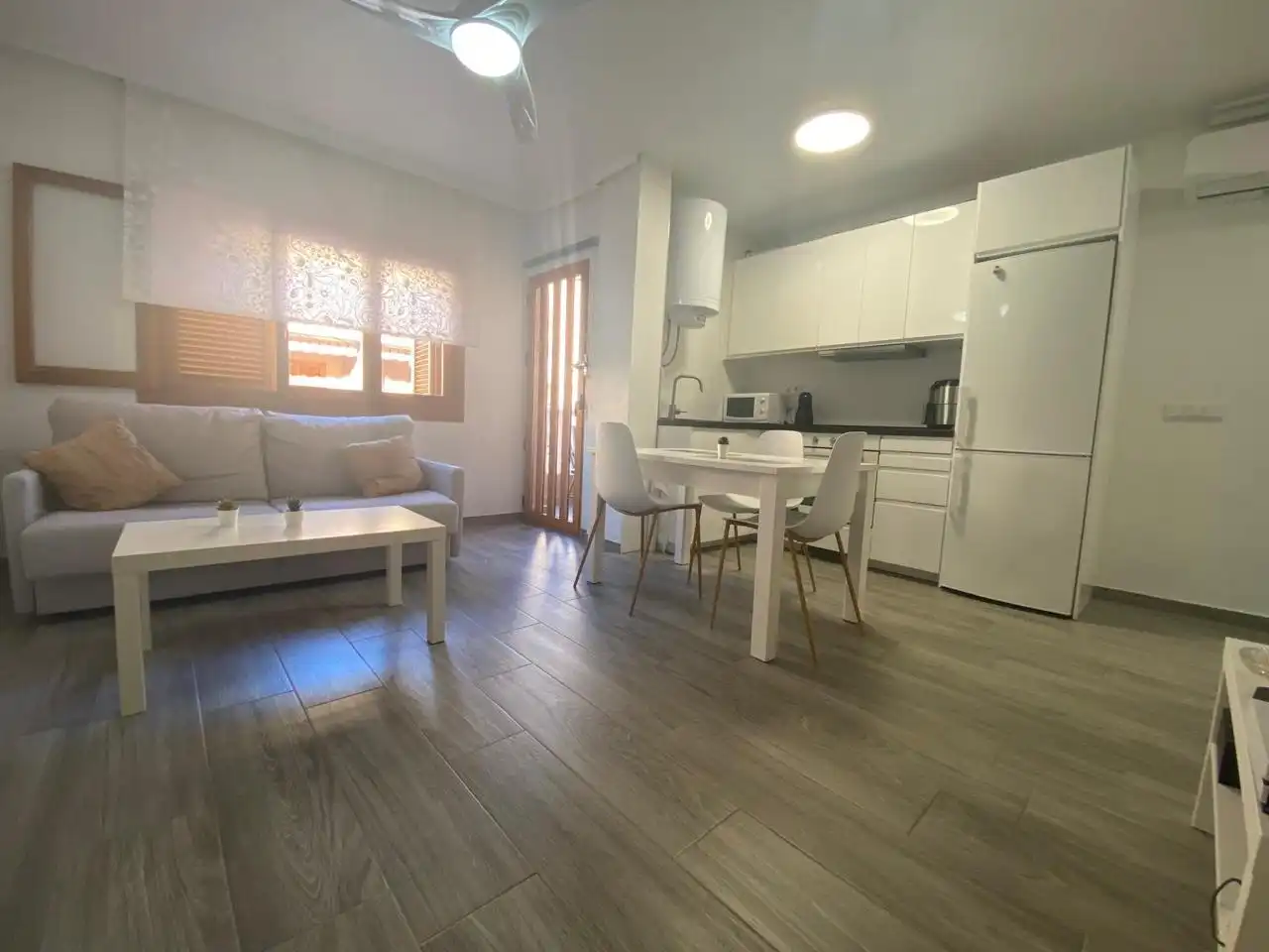 Exterior view of Flat for sale in San Pedro del Pinatar  with Air Conditioner, Terrace and Furnished