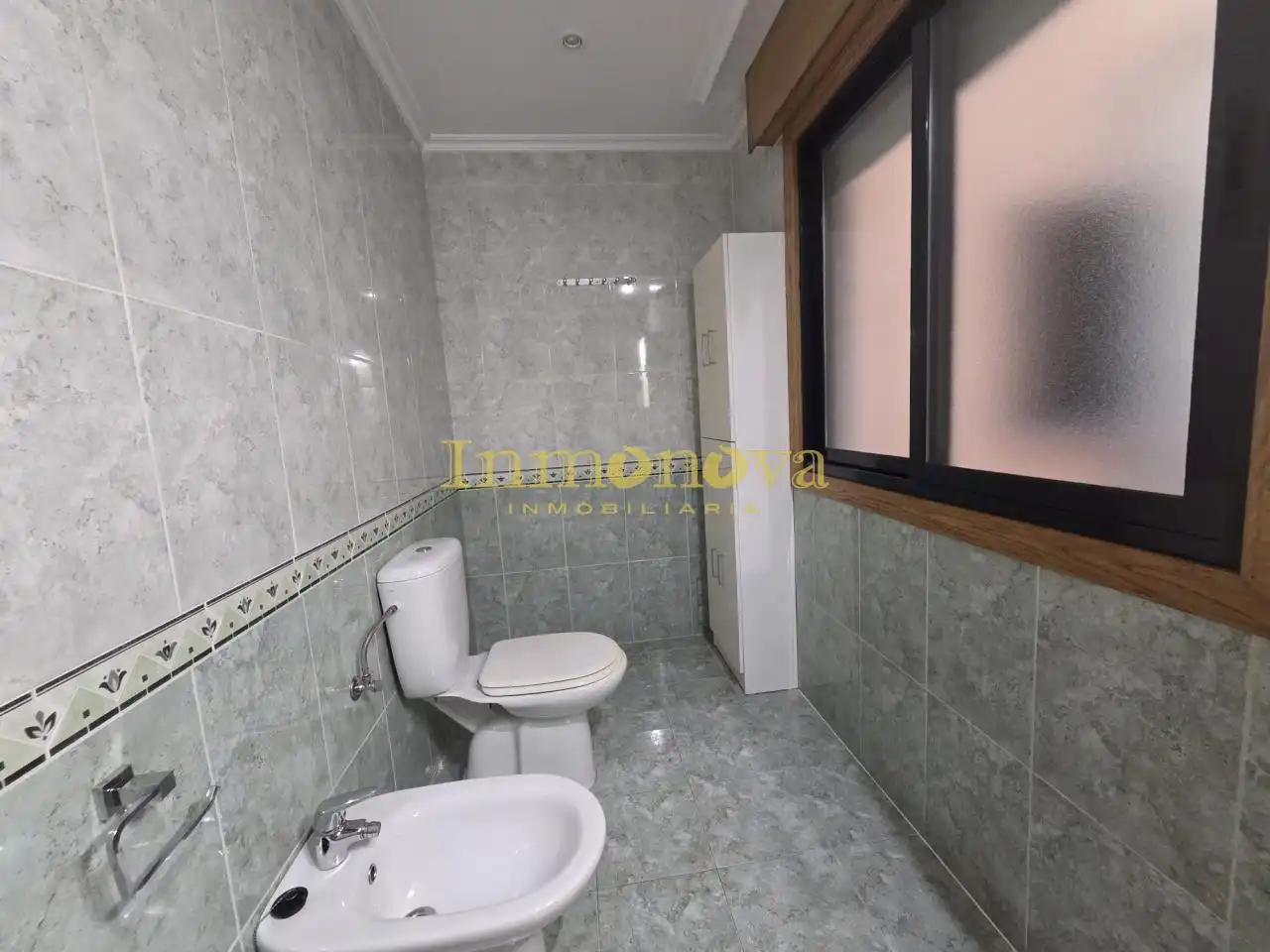 Baño de Piso en venta en Salceda de Caselas con Calefacción, Trastero y Amueblado