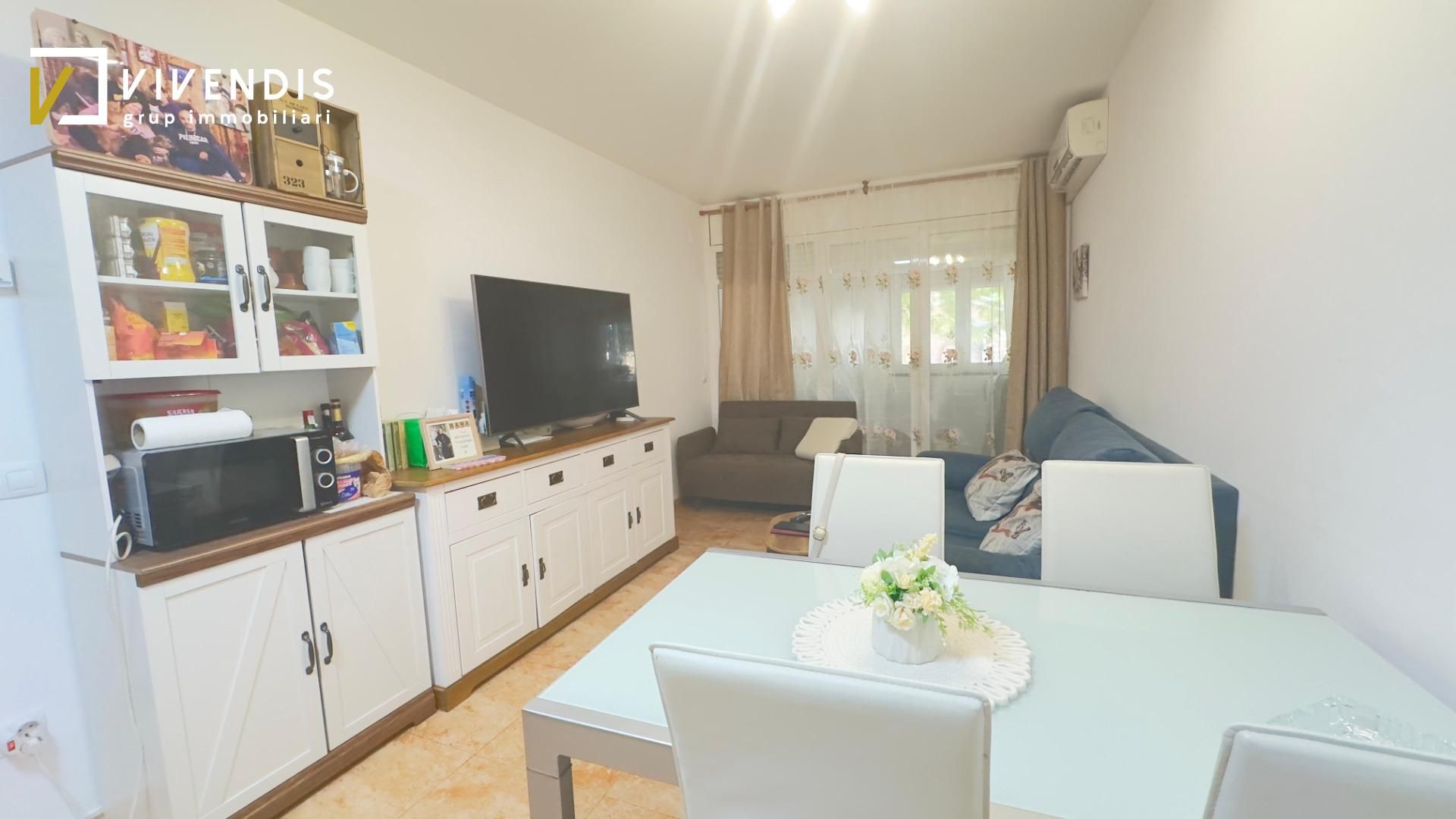Sala d'estar de Pis en venda en Alcarràs amb Calefacció, Terrassa i Traster