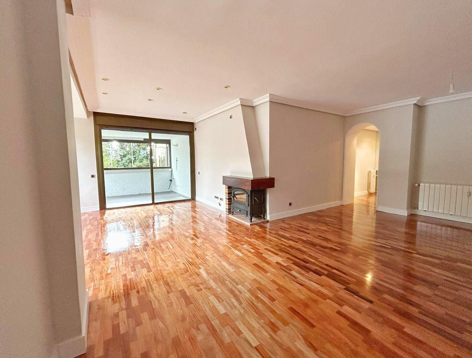 Flat to rent in Calle CORNISA, Yucatán - Las Cornisas