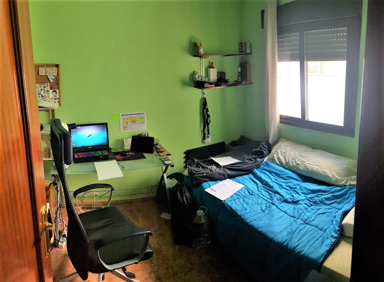 Habitación de Piso de alquiler en Cáceres Capital con Terraza y Amueblado