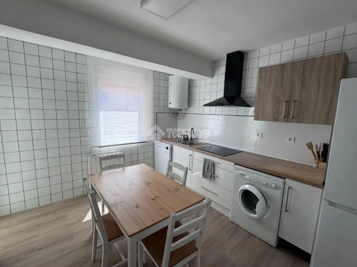 Kitchen of Flat for rent in León Capital   with Heating, Parquet flooring and Terrace