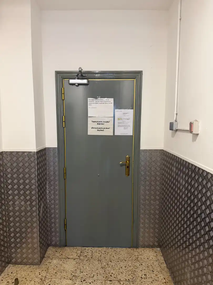 Trastero en venta en L'Hospitalet de Llobregat con Alarma