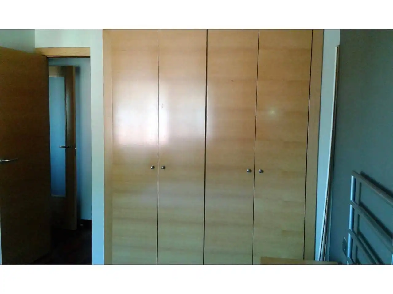 Dormitori de Pis en venda en Manresa amb Aire condicionat, Parquet i Moblat